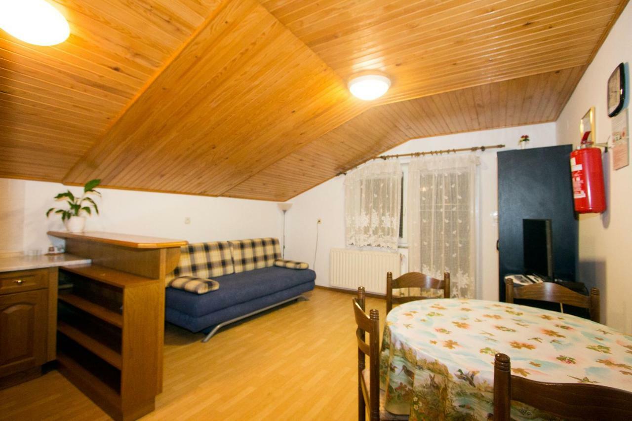 Zeleni Apartma 즈코르녜즈레쎄 외부 사진